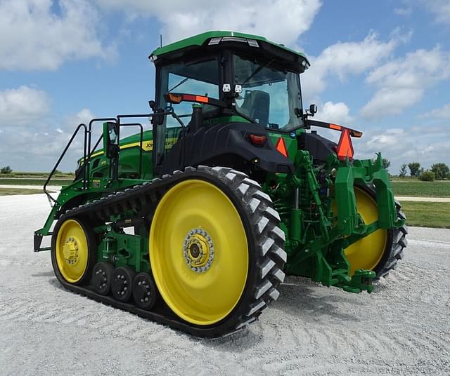 Image of John Deere 8RT 370 equipment image 3