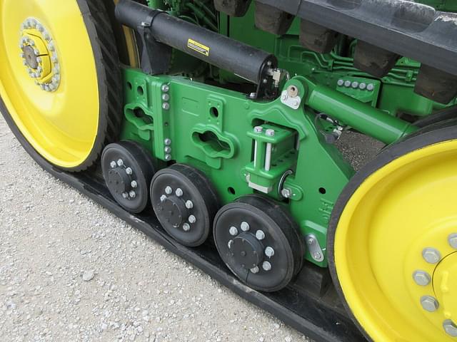 Image of John Deere 8RT 370 equipment image 3