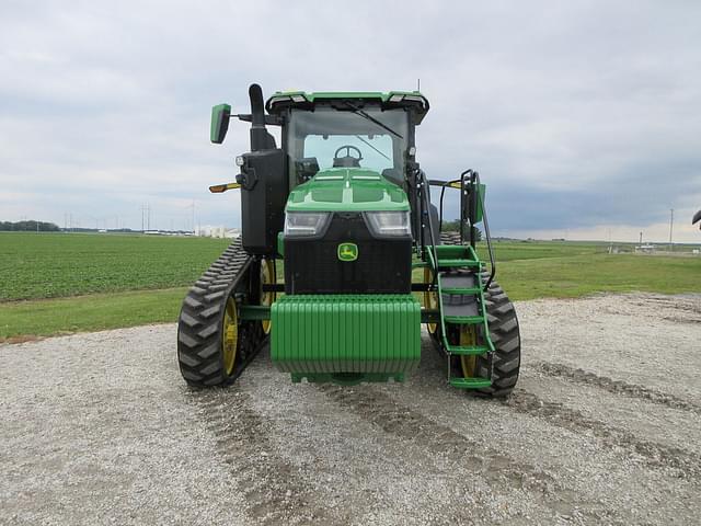 Image of John Deere 8RT 370 equipment image 2