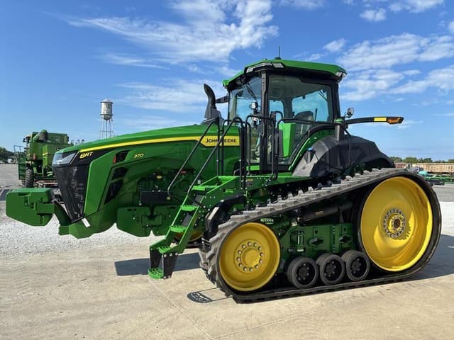Image of John Deere 8RT 370 equipment image 1