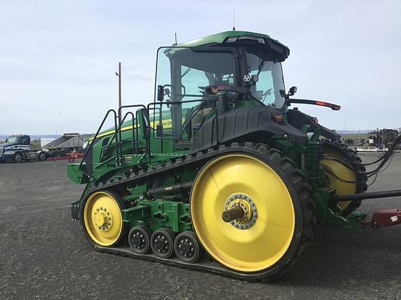 Image of John Deere 8RT 370 equipment image 1