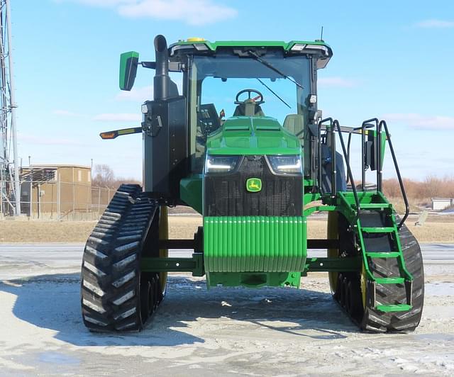 Image of John Deere 8RT 370 equipment image 4