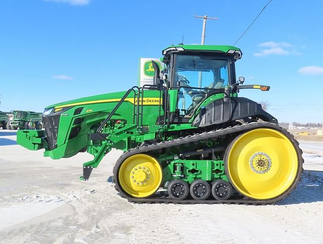 Image of John Deere 8RT 370 equipment image 3
