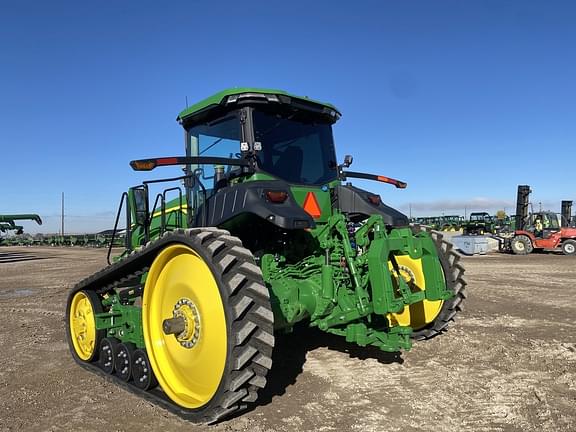 Image of John Deere 8RT 370 equipment image 2