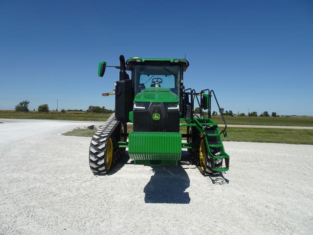 Image of John Deere 8RT 370 equipment image 3