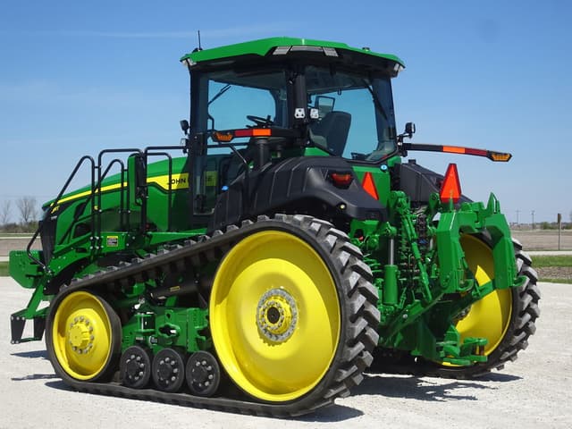 Image of John Deere 8RT 370 equipment image 3
