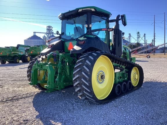 Image of John Deere 8RT 370 equipment image 3