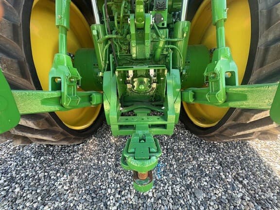 Image of John Deere 8RT 370 equipment image 3