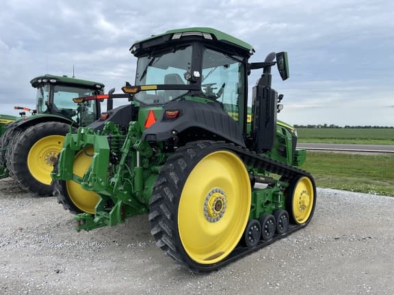 Image of John Deere 8RT 370 equipment image 3