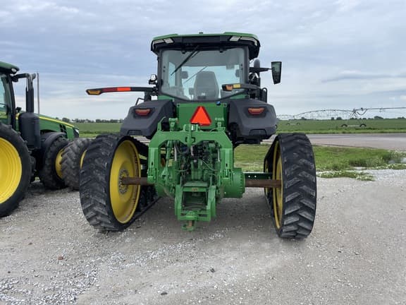 Image of John Deere 8RT 370 equipment image 2