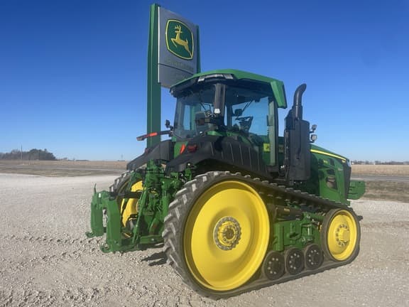 Image of John Deere 8RT 370 equipment image 3
