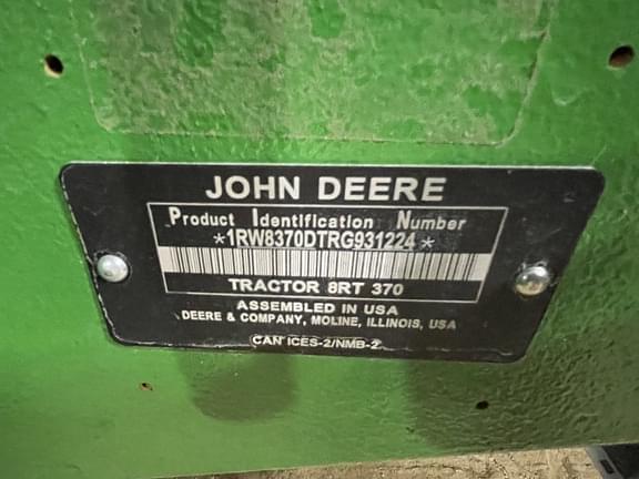 Image of John Deere 8RT 370 equipment image 1