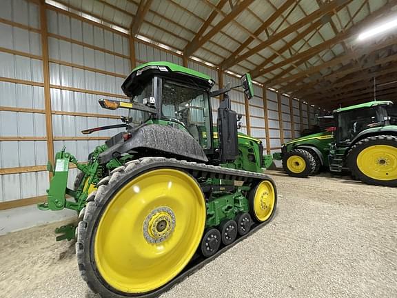 Image of John Deere 8RT 370 equipment image 4
