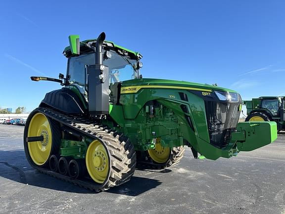 Image of John Deere 8RT 370 equipment image 1