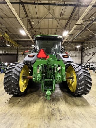 Image of John Deere 8RT 370 equipment image 2