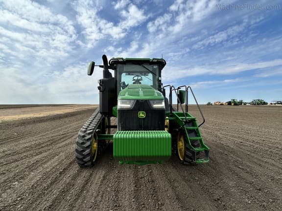 Image of John Deere 8RT 370 equipment image 4