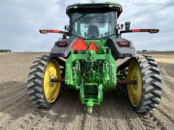Image of John Deere 8RT 370 equipment image 1