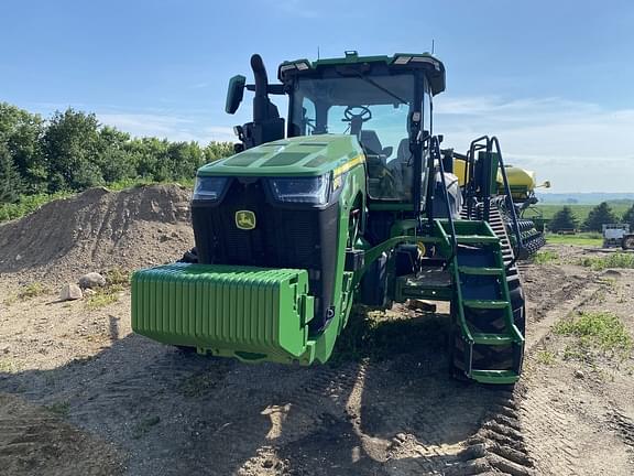 Image of John Deere 8RT 370 equipment image 2