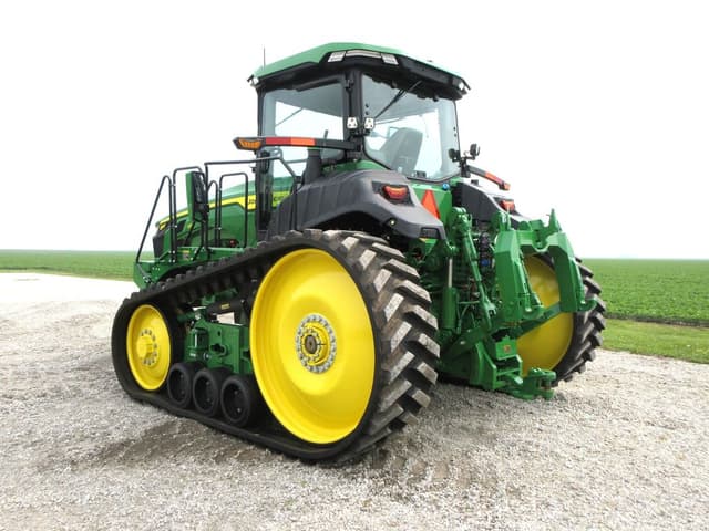 Image of John Deere 8RT 370 equipment image 3