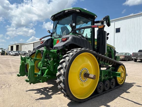 Image of John Deere 8RT 370 equipment image 4