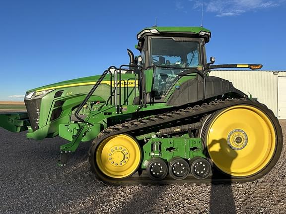 Image of John Deere 8RT 370 equipment image 2