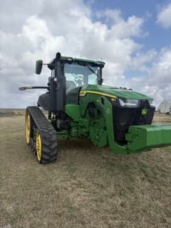 Image of John Deere 8RT 410 equipment image 1