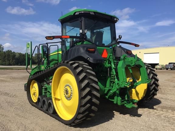 Image of John Deere 8RT 410 equipment image 3