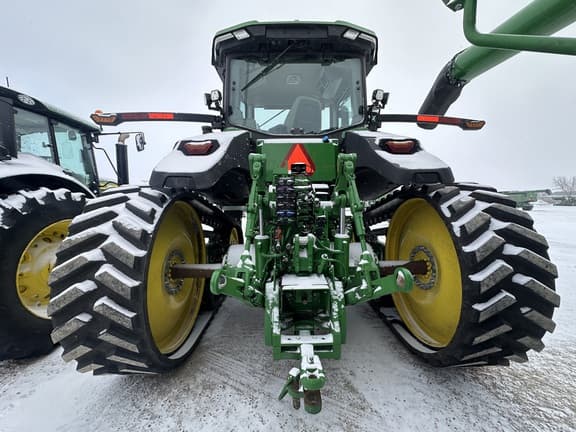 Image of John Deere 8RT 410 equipment image 3