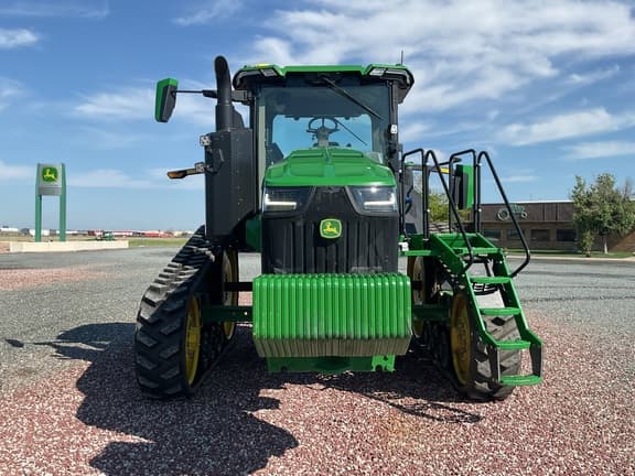Image of John Deere 8RT 410 equipment image 2