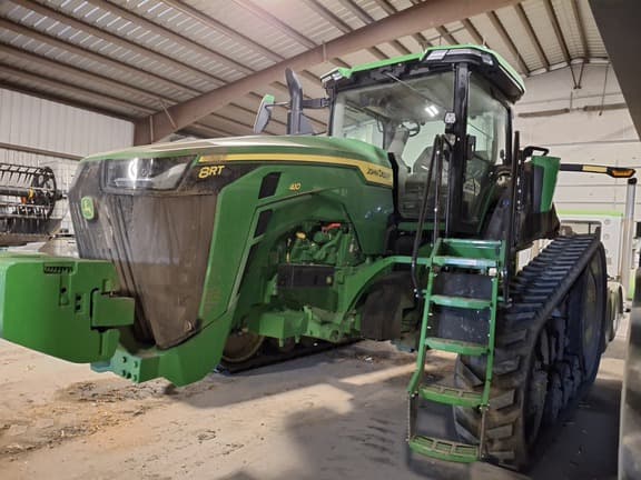 Image of John Deere 8RT 410 equipment image 2