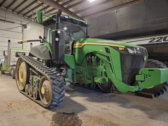 Image of John Deere 8RT 410 equipment image 1