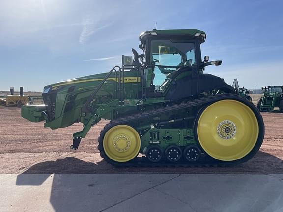 Image of John Deere 8RT 410 equipment image 4