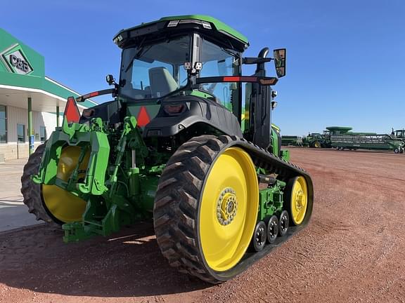 Image of John Deere 8RT 410 equipment image 1