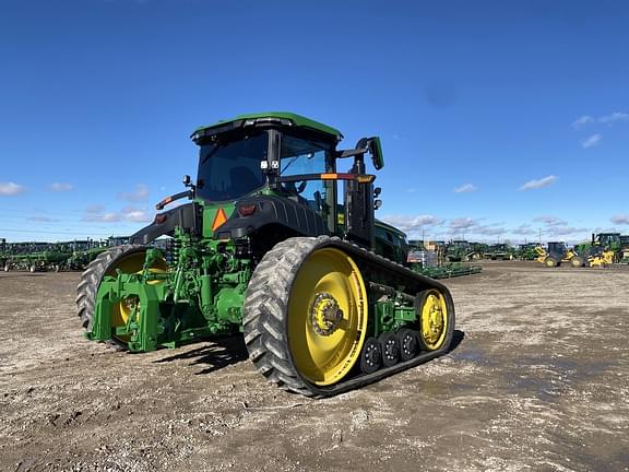 Image of John Deere 8RT 410 equipment image 4