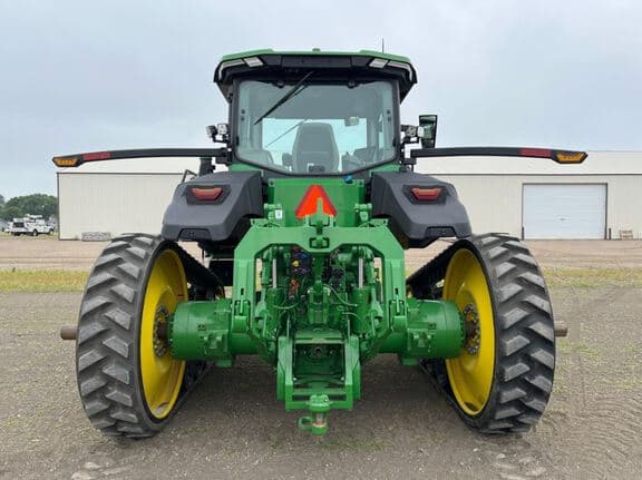 Image of John Deere 8RT 410 equipment image 3