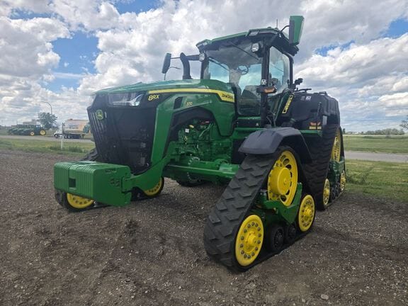 2024 John Deere 8RX 370 Equipment Image0