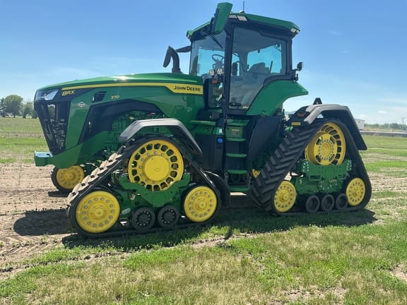 2024 John Deere 8RX 370 Equipment Image0