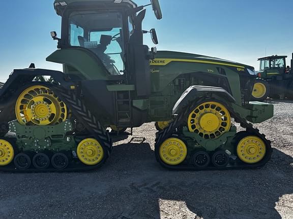 Image of John Deere 8RX 370 equipment image 2