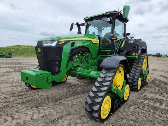 2024 John Deere 8RX 370 Equipment Image0