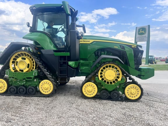 2024 John Deere 8RX 370 Equipment Image0