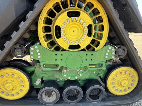 Image of John Deere 8RX 410 equipment image 4