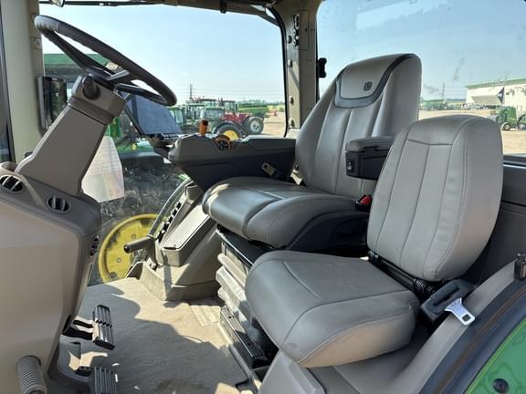 Image of John Deere 8RX 410 equipment image 2