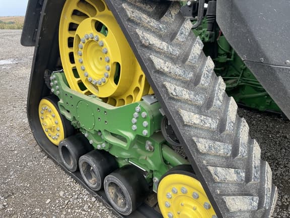 Image of John Deere 8RX 410 equipment image 3