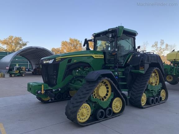 Image of John Deere 8RX 410 equipment image 2
