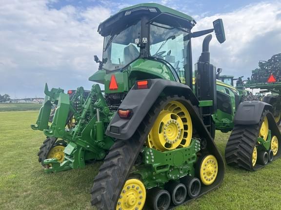 Image of John Deere 8RX 410 equipment image 2