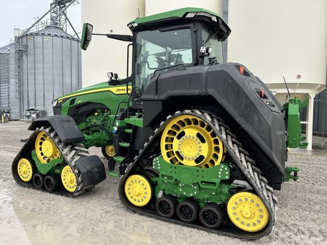 Image of John Deere 8RX 410 equipment image 4