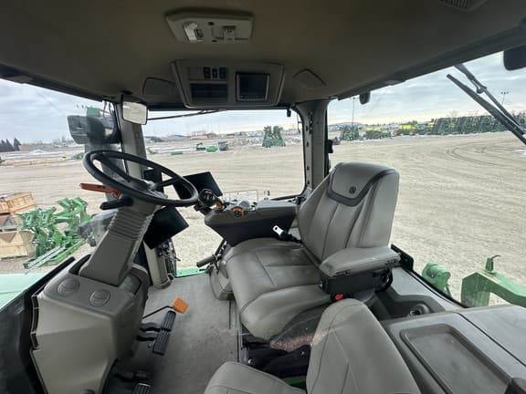 Image of John Deere 8RX 410 equipment image 4