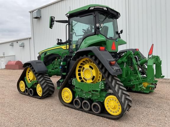 Image of John Deere 8RX 410 equipment image 2