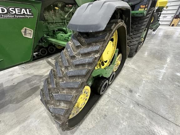 Image of John Deere 8RX 410 equipment image 2