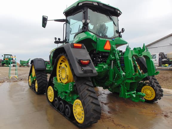 Image of John Deere 8RX 410 equipment image 2